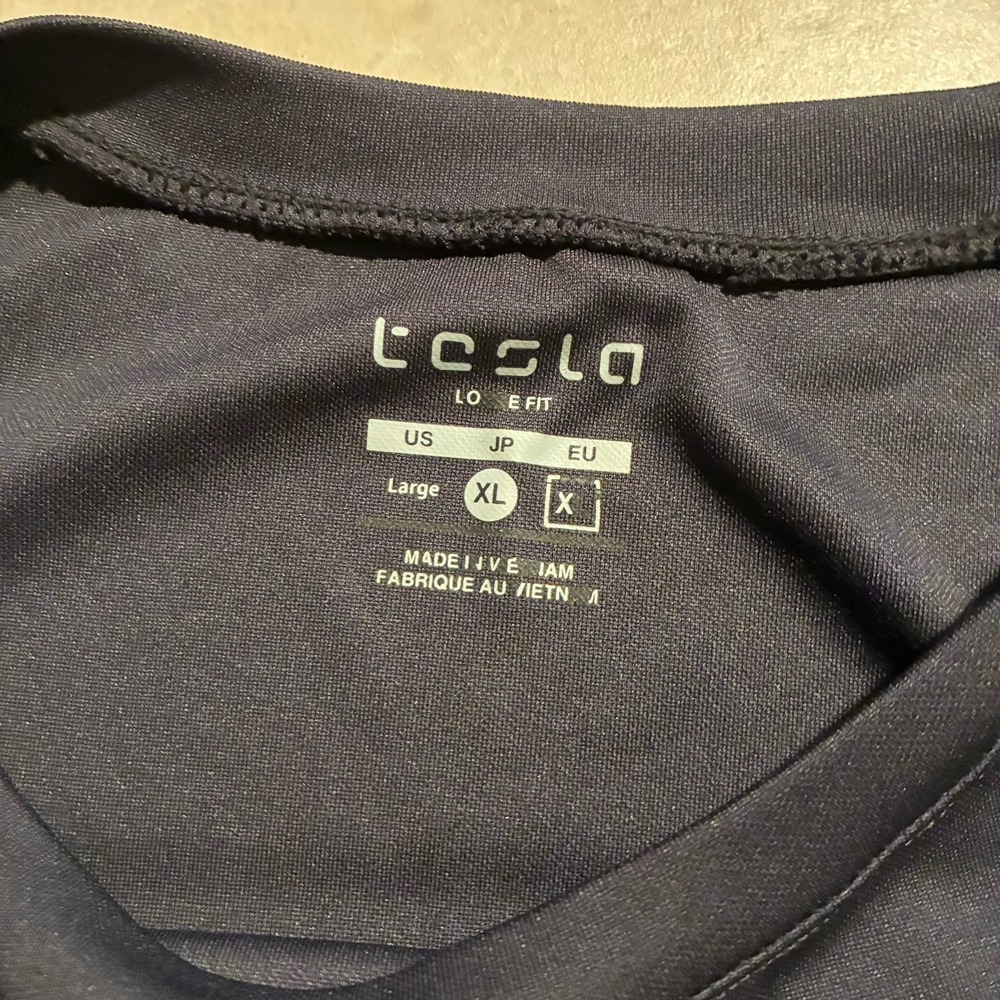 Tesla Men's XL Black Short Sleeve T-Shirt Logo Tee - Picture 3 of 3